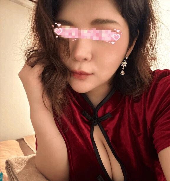 爆乳チャイナ脱がせてくれませんか…？♡