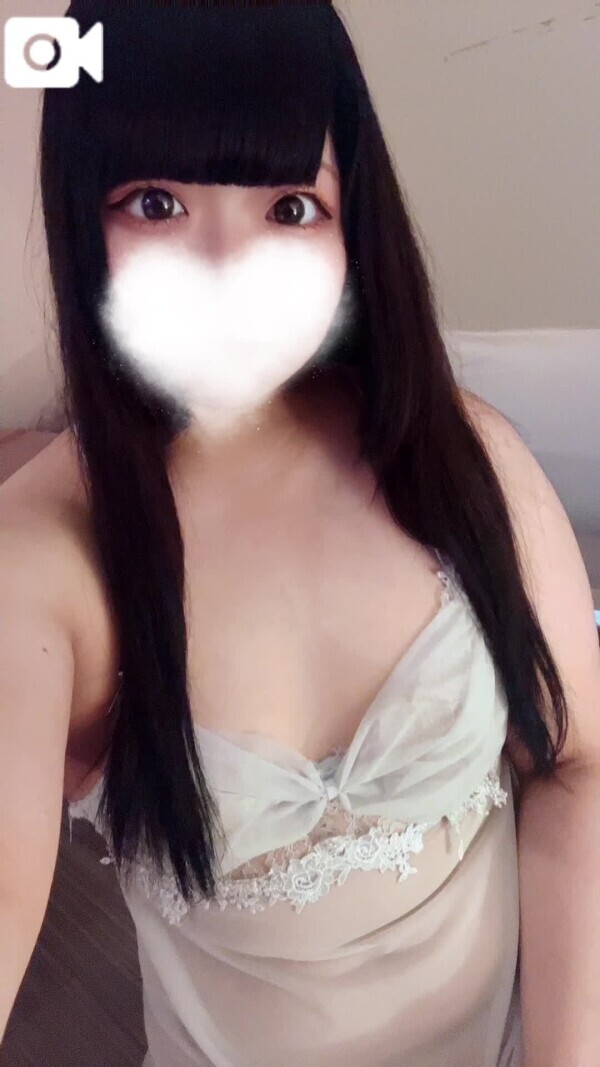 乳♡が立って硬くなる...💗
