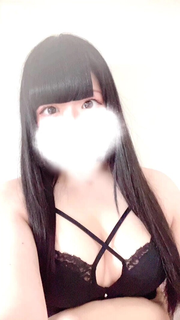サラサラ黒髪ストレートは好き？💗