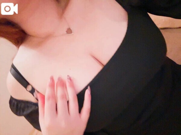 ぷいぷにな♡お胸🔞💕