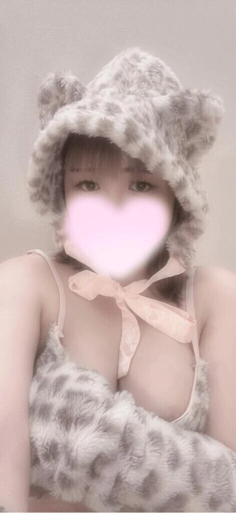 隣、あいてるよ？