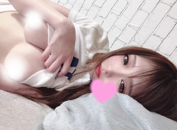 ねぇねぇ…♡
