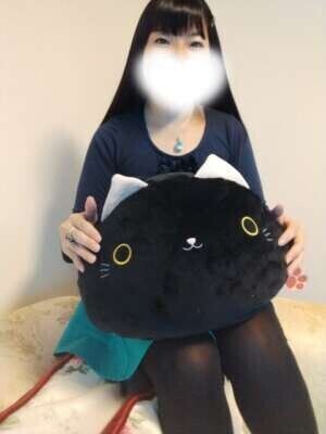 にゃんにゃん😸