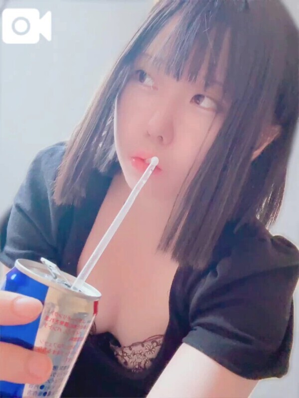 あん出勤🩷 レッドブルチャージながら待ち🩷