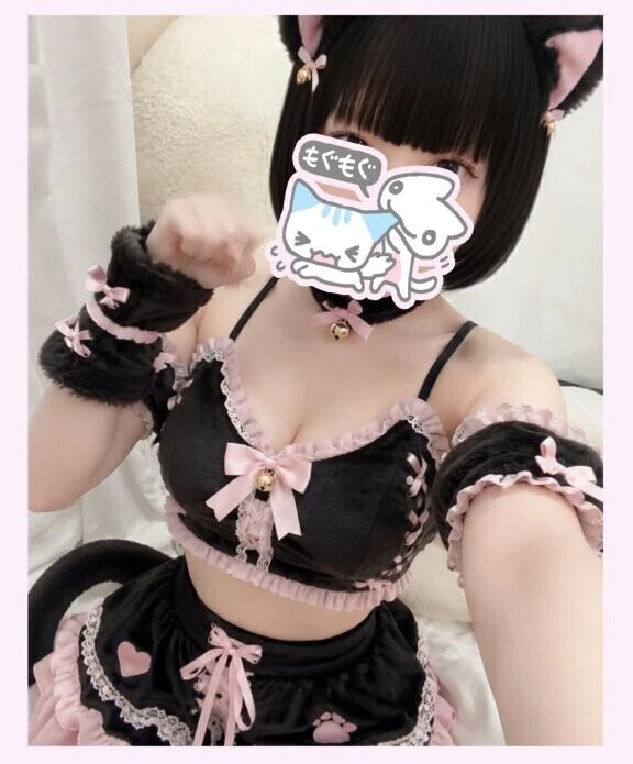 ごろにゃ～🐱🖤