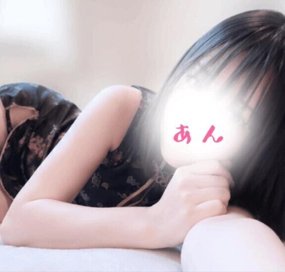 待機中チャイナドレスで撮影♡♡