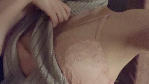 ではねね