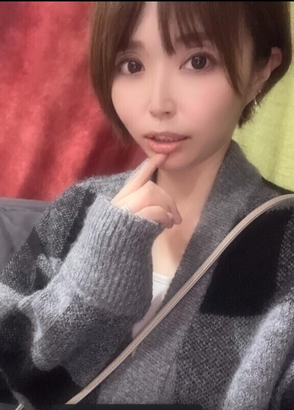 久しぶりにカラオケで大絶叫して喉が潰れた件。