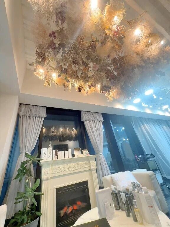 もじゃもじゃな髪をちんあつ😤