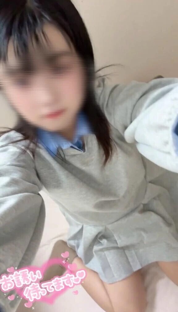 ◜. ̫.◝꜆☔️