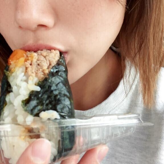 おにぎり🍙の女です🌼