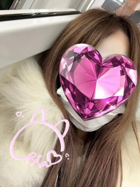 ⊂二二二（　＾ω＾）二⊃ﾌﾞｰﾝ