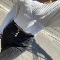 チラ見え🫣
