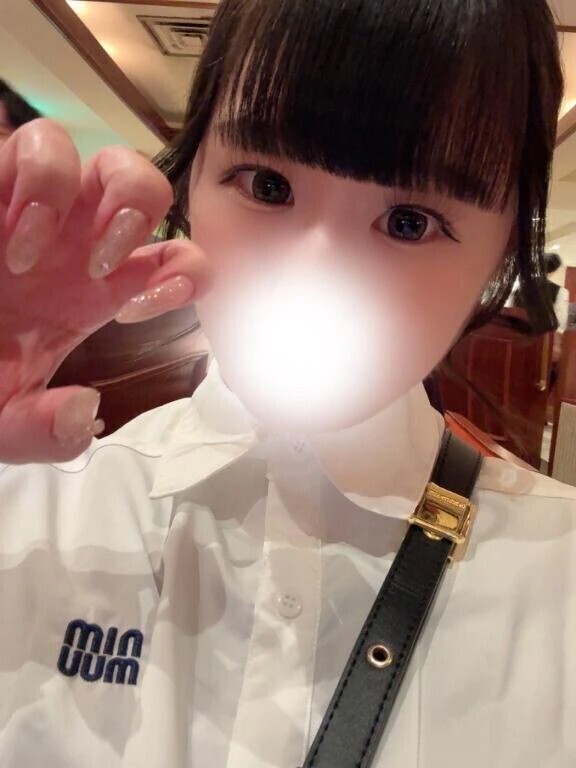 お休み中ー！！