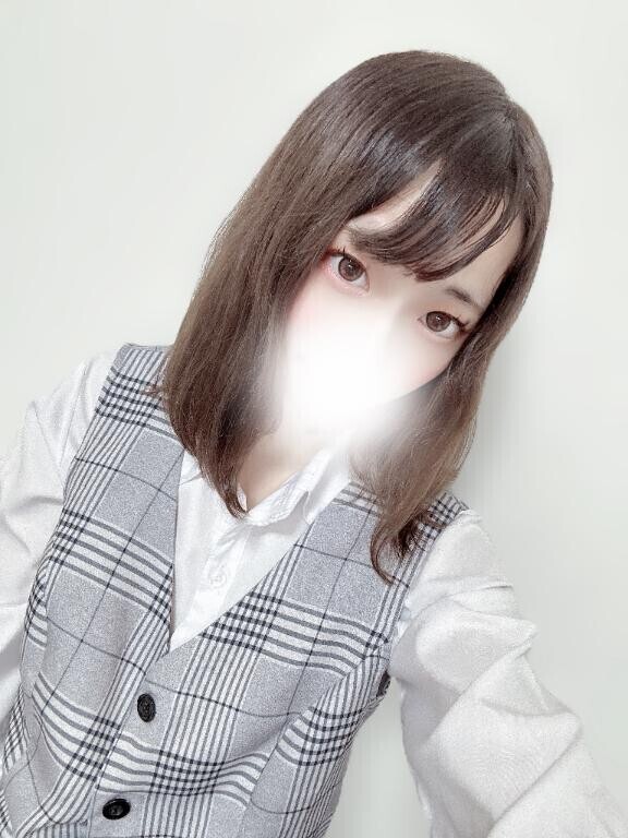 となり、あいてるよね？