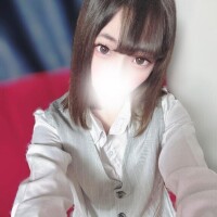 昨日のこと思い出してニヤニヤしてるの♡