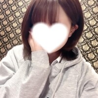 居てます‍