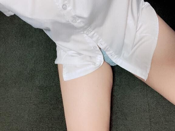 22時半より