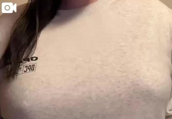 いつもノーブラ派✋🏻💘