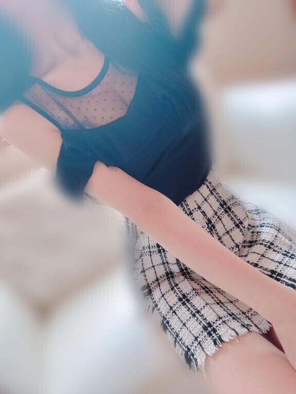 =͟͟͞͞(   °▽° )ง♥️