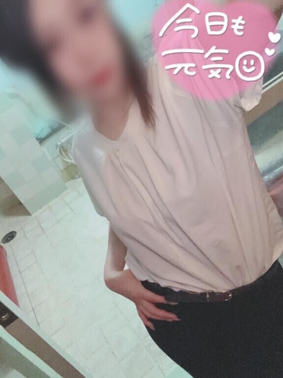 スーツ姿はどう？🩵‎🤍