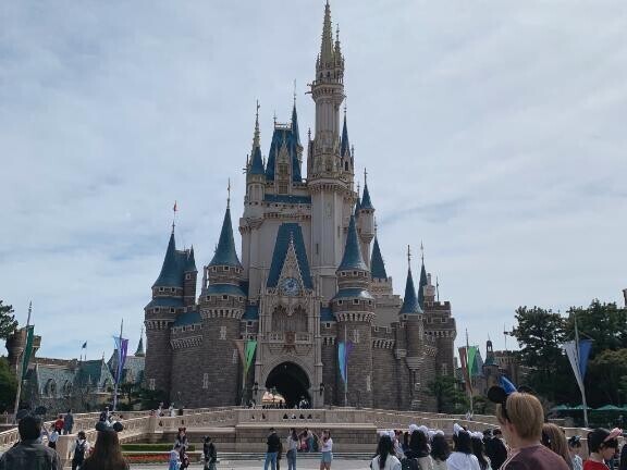 ディズニーランド???
