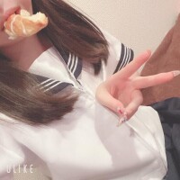 アカリ