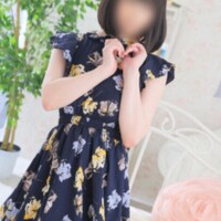 ゆりな