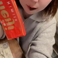 なに食べてるの？