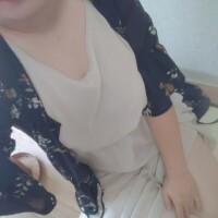 もも（新人）