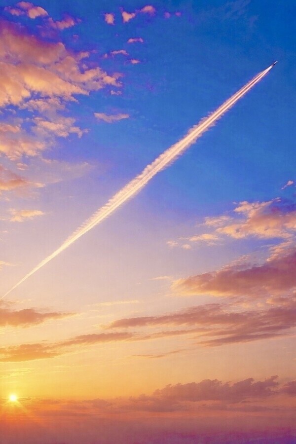飛行機雲✈️☁️🌆