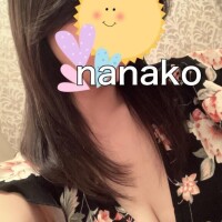 ななこ