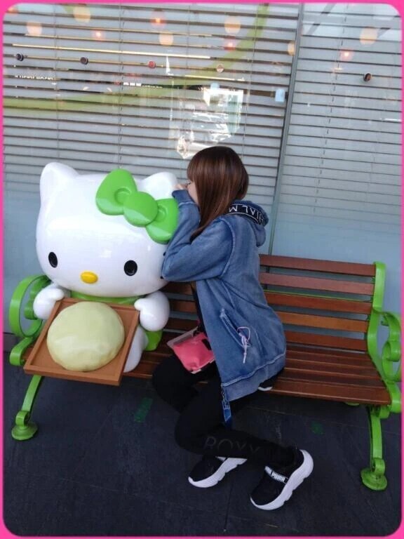 ２６日、じっと見つめるお兄様へ。