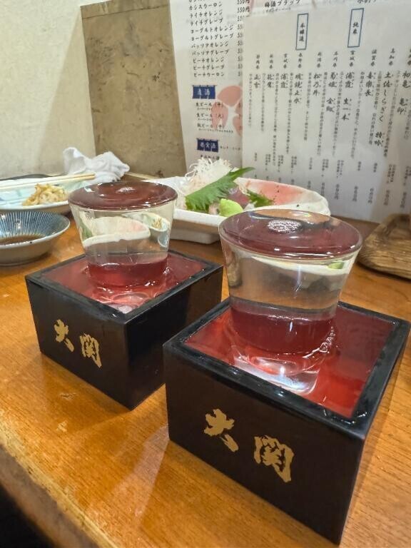 人生初の熱燗美味しかったし出し割りも美味しすぎて…