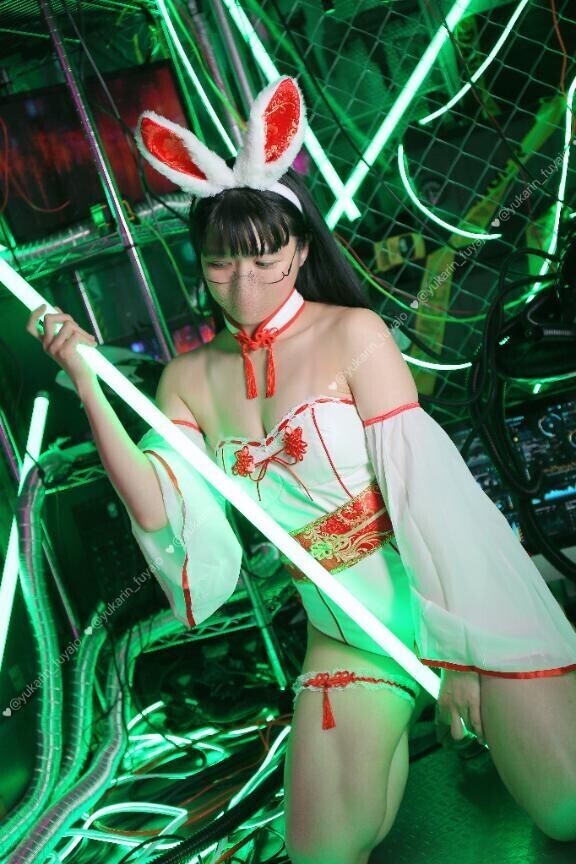 深夜のささやき…