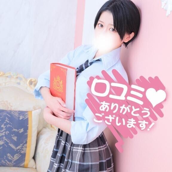青い女です😏✊🏻𖤐 ̖´-