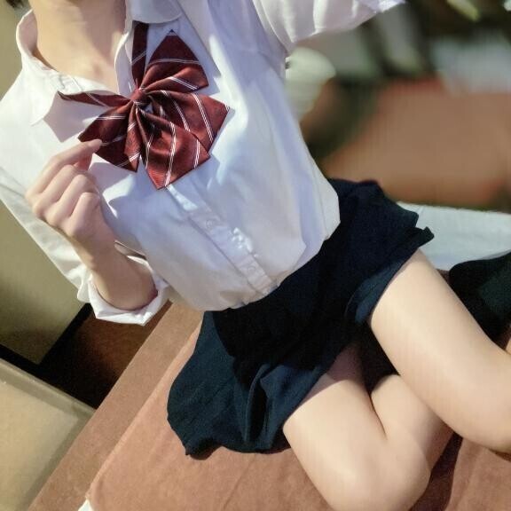 どーーっちだ👅❤️