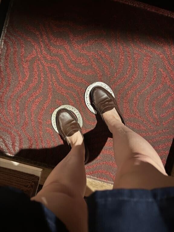 お兄さんから靴を貰ったんですよ👟