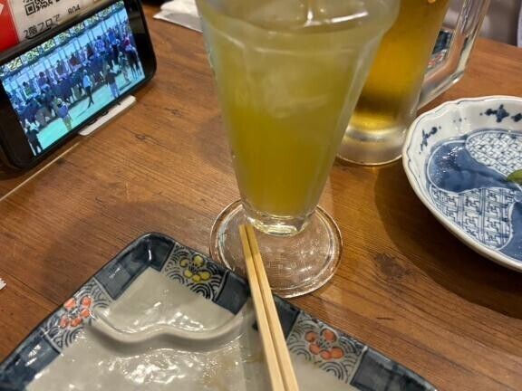 土曜の昼下がり、アキバの磯丸にて競馬を見る(の巻)