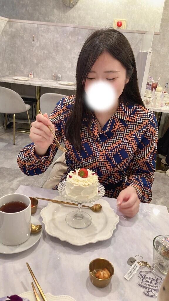 写真の服が何となくゴッホぽい気がしまして