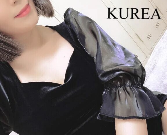 𓇢 𝙷𝙴𝙻𝙻𝙾 𓈒𓂂𓇬