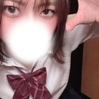 爪のお手入れ中💅