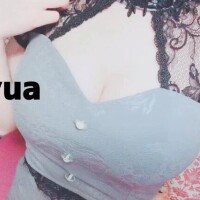 💛瞳を閉じたまま 確かな温もりだけ 何度も探したのは 絡んだ糸を いつかほどくため