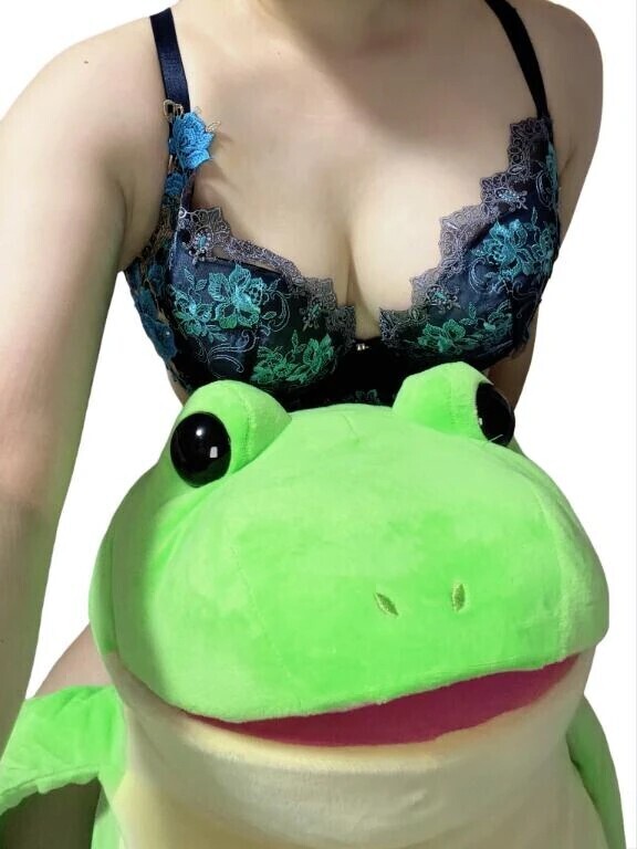 𝓜𝔂 𝓷𝓮𝔀 𝓰𝓮𝓪𝓻...