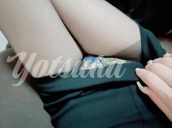 見えそうで…