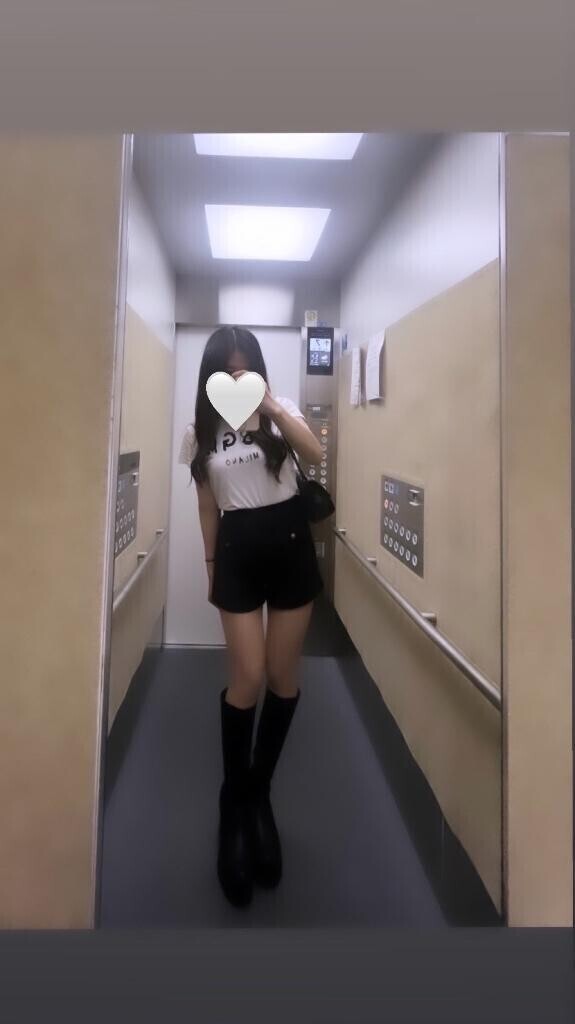 つい動いちゃう...//