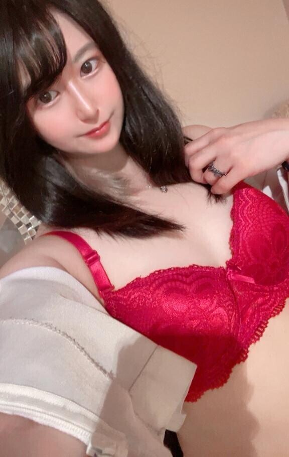 先程のNさんへ?(ミスヘ●ン投票数22名?あと少しお願いします?)