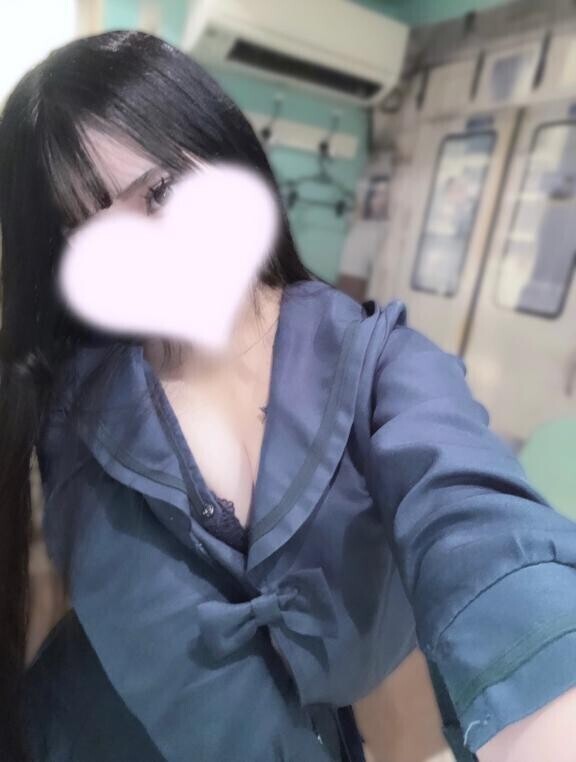 ちらっ?