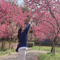 しゅ〜