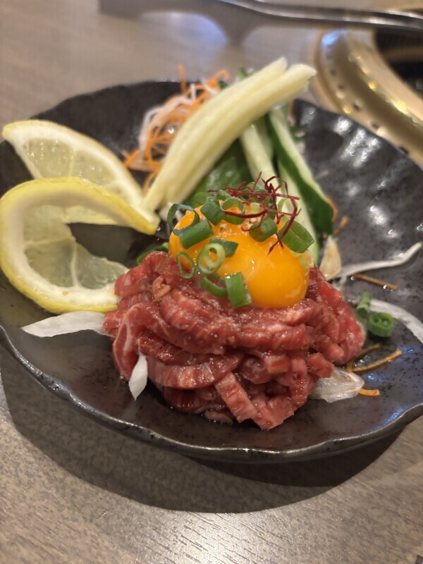 生肉〜〜〜🍖